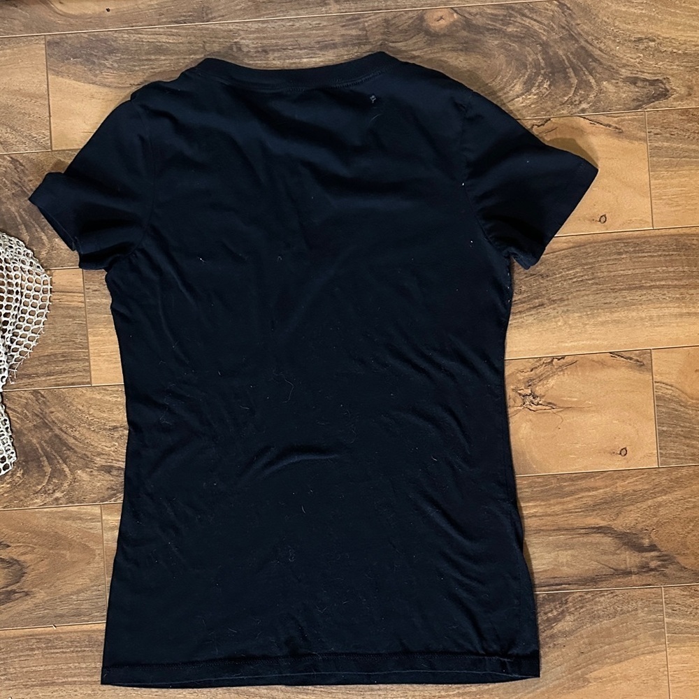 Black V-Neck Graphic Tee - Picture 3 of 3